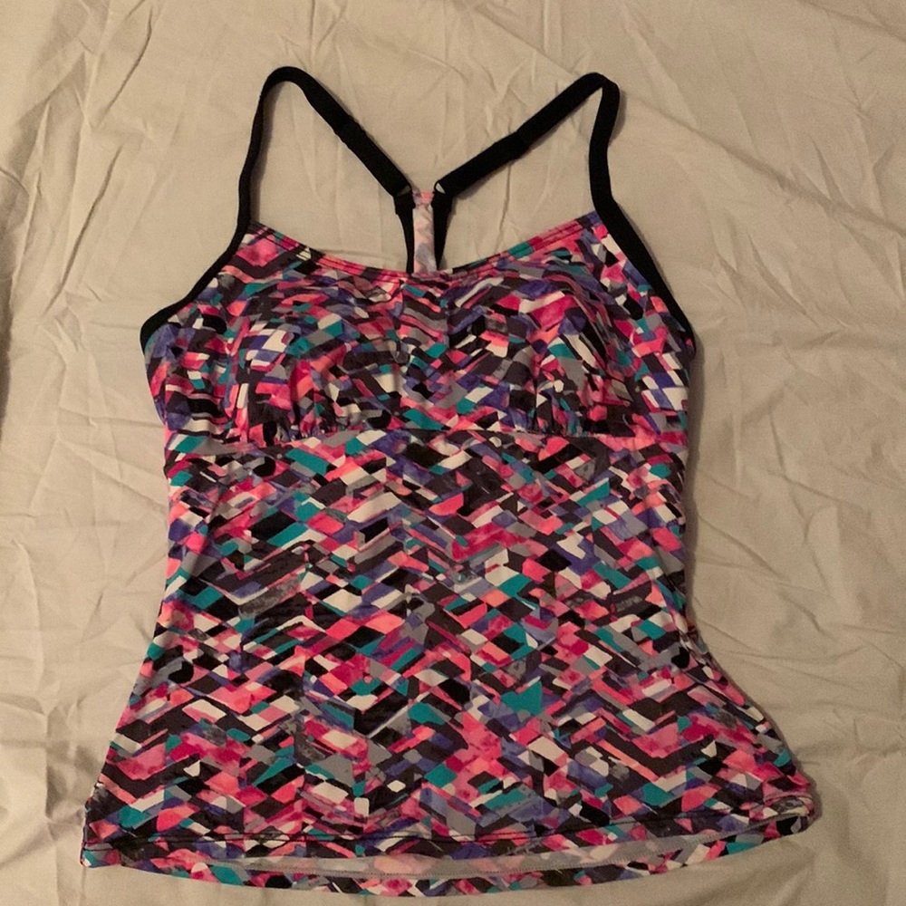 Women’s size 14 Tek Gear tankini top.